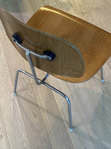 Eames dining chair - dining, molded