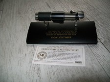star wars master replicas .45 YODA LIGHTSABER