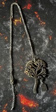 TRÈS JOLI COLLIER CHAÎNE PENDENTIF ARBRE DE VIE AVC BRELOQUE CAGE EN ARGENT TTBE