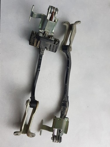 Paire tirant porte - de,