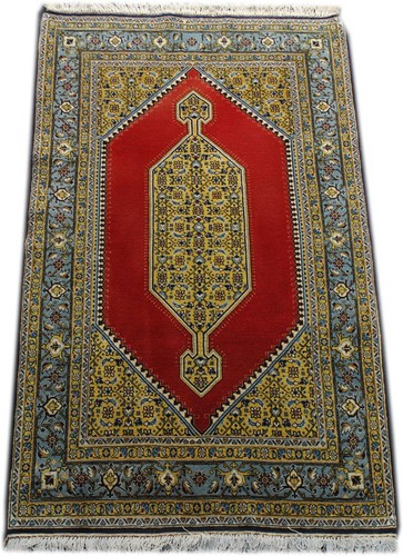 Tapis persan fait mains - , ghom