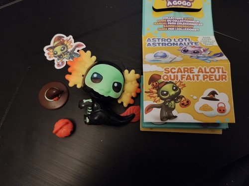 Zuru figurine scare - zuru,