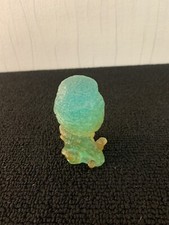 Chouette verte clair en