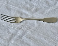 FOURCHETTE A  ENTREMET  EN