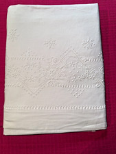 Drap plat  pur coton brodé