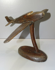 -ANCIENNE MAQUETTE ARTISANALE AVION  CHENE SUR SOCLE à FIXER AU MUR ou POSER  D