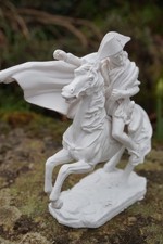 RE0037 D  FIGURINE STATUETTE