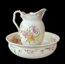 Ancien Ensemble de toilette Broc Vasque Décor Fleurs Royal Bonn Franz Mehlem