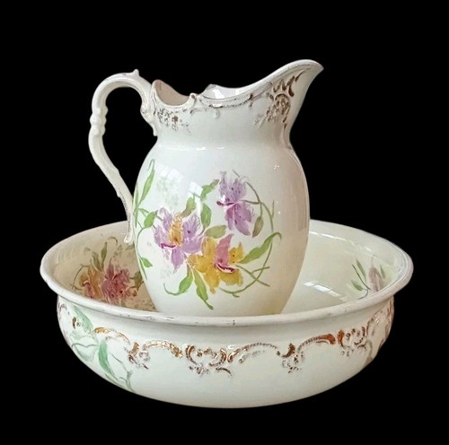 Ancien ensemble toilette - ancien,