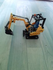 La pelleteuse Lego Technic 8047, complet pièces comptées une à une, boite+manuel