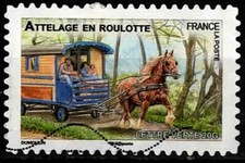 2013. Chevaux de trait. Attelage de roulotte. N°820.