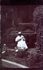 photo ancienne . Bourgeoisie . Nourrice . Nurse . vers 1910/20