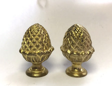 Pives décor pediment bronze