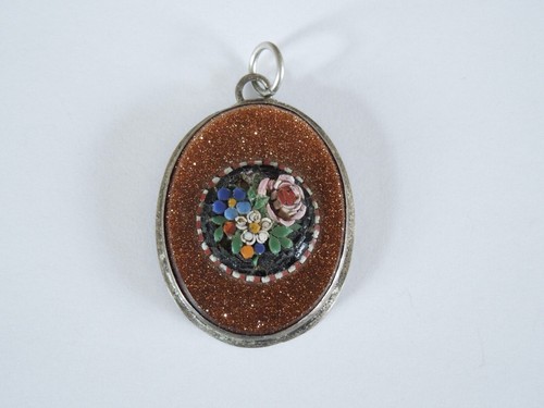 Vieux pendentif avec - avec, goldfluss