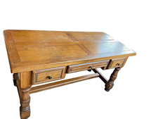 Ancien imposant bureau - imposant,
