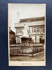 France, Bourges, Statue de