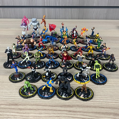 Figurines super héros - de,