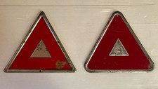 2 triangles de signalisation