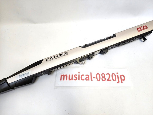 Synthétiseur électronique - , de