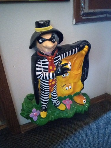 Original hamburglar - 🍔,