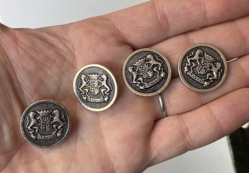 Lot boutons anciens - de,