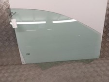 Vitre avant droit RENAULT CLIO