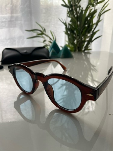 Lunette soleil style moscot - de,