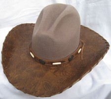 CHAPEAU  WESTERN  BULLHIDE