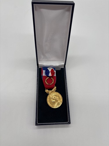 Médaille travail 2019 - du,