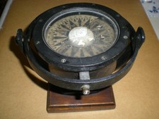 COMPAS DE MARINE NAUTIQUE EN