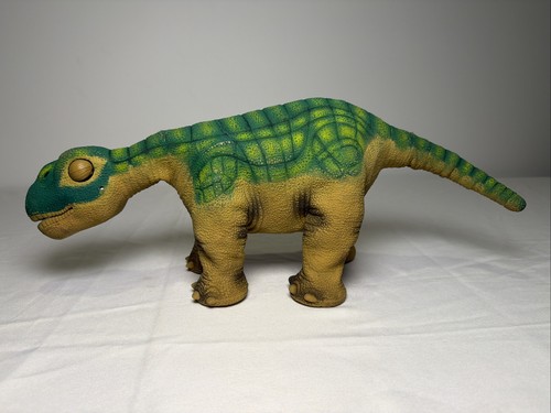 Pleo ugobe interactive - ugobe, robot