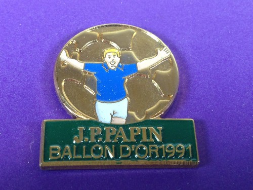 Pins pin sport foot - foot, soccer