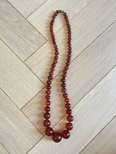 Ancien Grand Collier Sautoir en Bakelite couleur Ambre avec fermoir Art déco