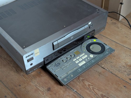 Sony vcr dhr 1000b - vcr, premier