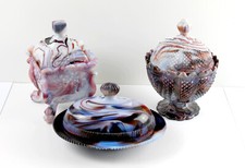 RARE ANCIEN ENSEMBLE SUCRIER, BONBONNIERE, DRAGEOIR, BEURRIER en OPALINE VIOLET