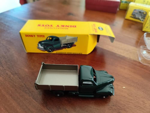 Dinky toys atlas - toys,