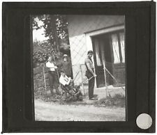 Maison de campagne, personnages, photo plaque de verre, positif 8,5x10 cm
