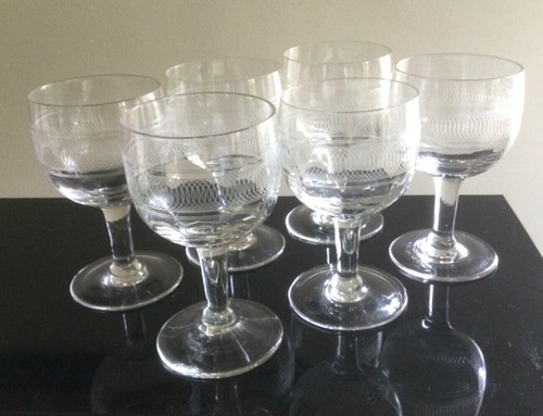 Anciens grands verres à - grands,