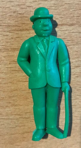 Figurine pvc belvison esso - ,