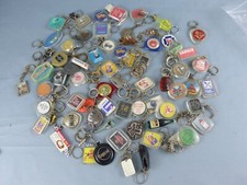 Ancien lot 71 porte-clés divers PUBLICITE