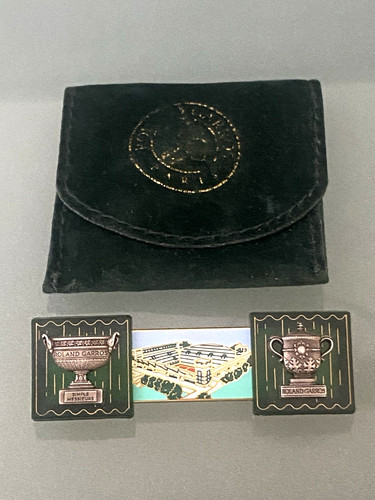 Rare pin roland - roland, garros
