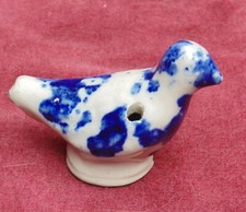 magnifique rare ancien appeau en faience a décor oiseau très bon état 