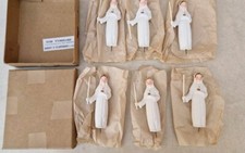 6 Anciens Sujets Communiantes