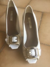 Chaussures femme. Escarpins P