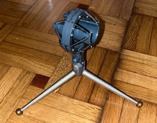 SCHOEPS PETIT PIED DE TABLE