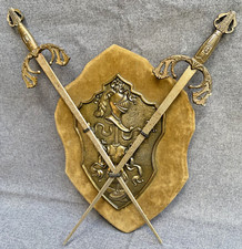 Vintage spanish decorative coat of arms 1960-70's gilded metal