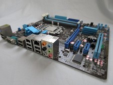 Carte mère ASUS P7P55-M avec