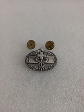 Insigne armée us COMBAT MEDIC BADGE ORIGINAL