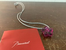 Pendentif collier fleur Lili