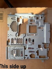 Coque bouclier dissipateur